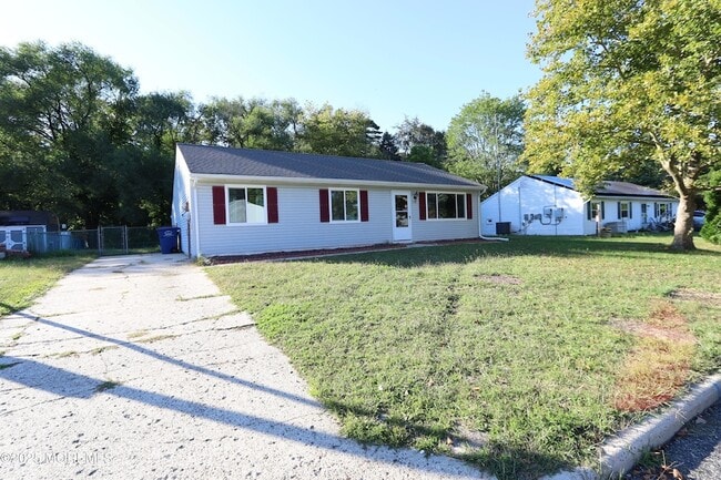 207 Coville Dr in Pemberton Township, NJ - Building Photo - Building Photo
