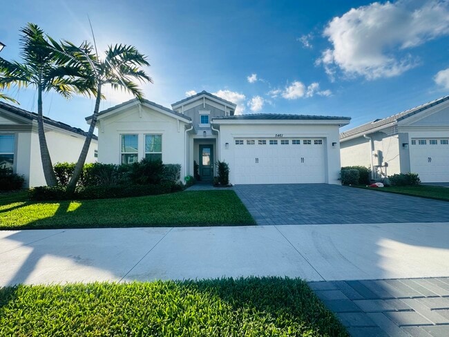 property at 5461 Pecan Dr