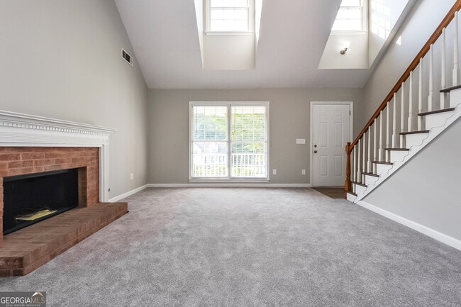 160 Willow Tree Terrace in Covington, GA - Building Photo - Building Photo