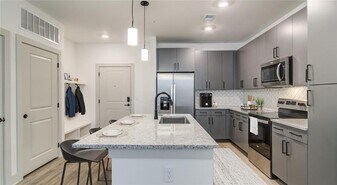 1000 Rea Dr SW in Gainesville, GA - Building Photo