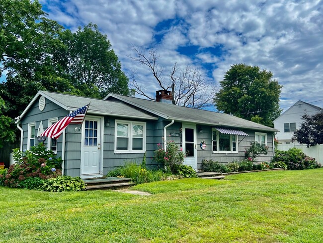 28 Kelsey Rd in Clinton, CT - Building Photo - Building Photo