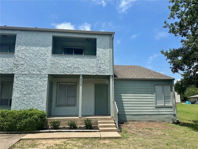 property at 3202 Cougar Trail