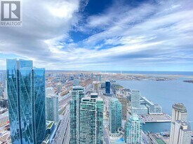 88 Harbour St in Toronto, ON - Building Photo