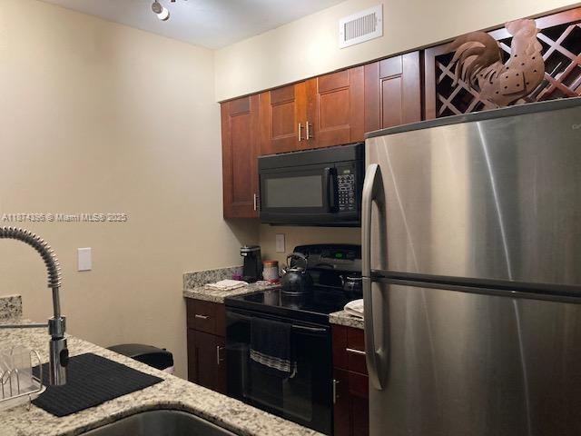 property at 2880 N Oakland Forest Dr