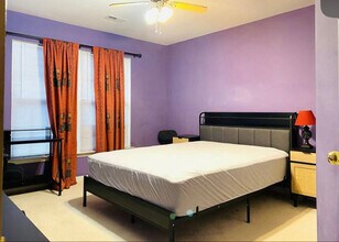 8325 Windstream Way in Jamestown, NC - Foto de edificio - Building Photo