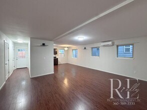 427 NE Inspiration St in Poulsbo, WA - Building Photo - Building Photo