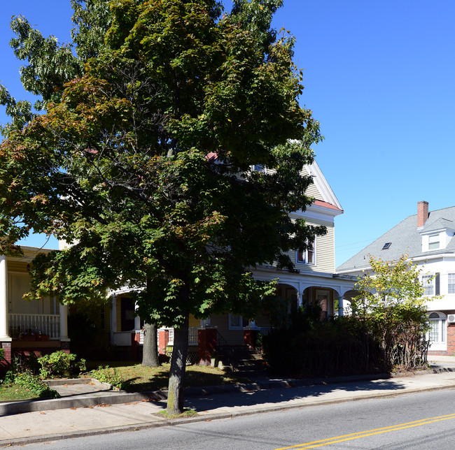 162 Academy Ave in Providence, RI - Building Photo - Building Photo