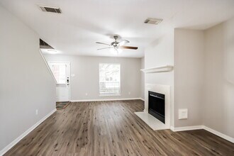 6923 Echo Pines Dr in Humble, TX - Building Photo - Building Photo