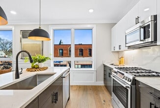 301 Somerville Ave, Unit 300I in Somerville, MA - Foto de edificio - Building Photo