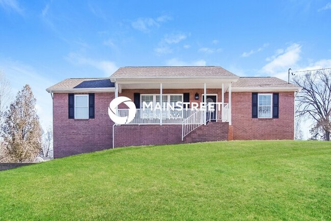 property at 807 Hemlock Ct