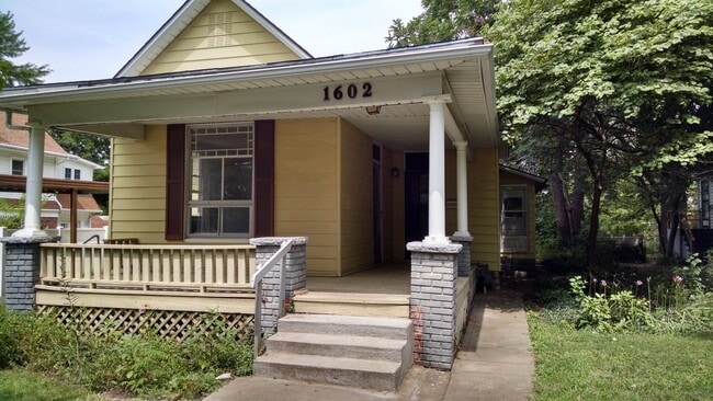 property at 1602 W Short Ave