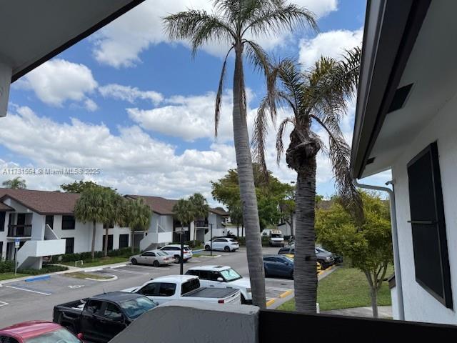 207 Lake Pointe Dr in Oakland Park, FL - Foto de edificio - Building Photo