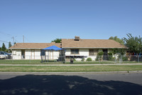 321-329 Q St in Merced, CA - Building Photo - Building Photo