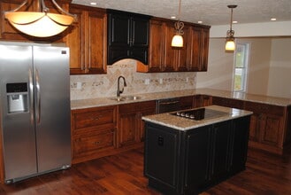 333 Cecil Henderson Rd in Canonsburg, PA - Building Photo - Building Photo