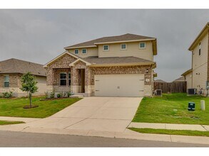 111 Grapefruit Rd in Hutto, TX - Building Photo - Building Photo