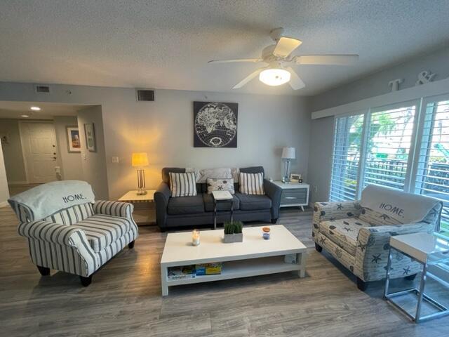 2131 SE 10th Ave in Fort Lauderdale, FL - Building Photo - Building Photo