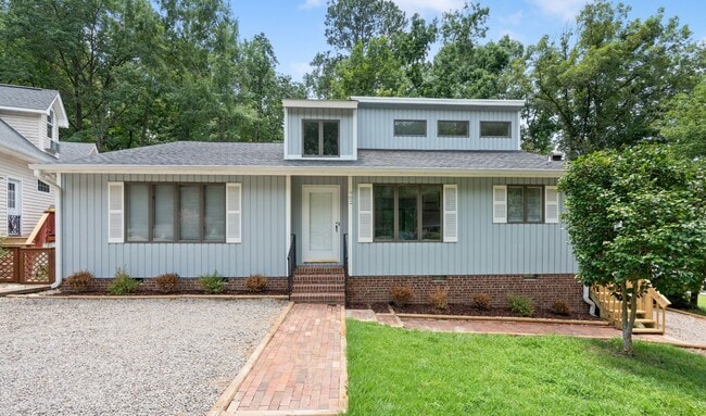 property at 982 Whistling Wind
