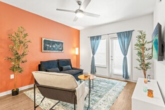 14521 Star Water Rd in Kissimmee, FL - Foto de edificio - Building Photo