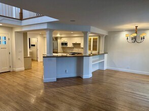 16979 Roberts Rd in Los Gatos, CA - Building Photo - Building Photo