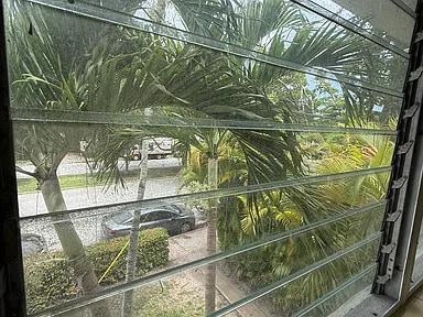 4730 Pine Tree Dr in Miami Beach, FL - Building Photo - Building Photo