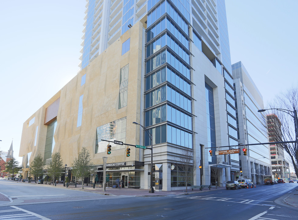 Museum Tower in Charlotte, NC - Building Photo