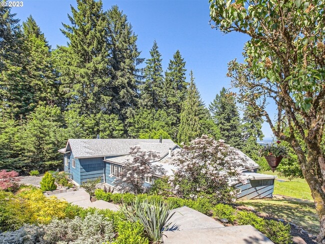 property at 32345 Baumgardner Ln