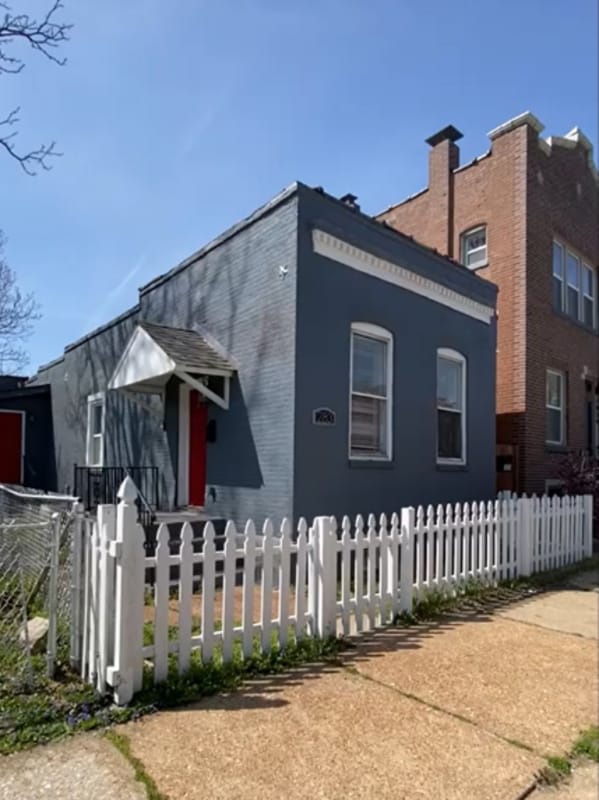 property at 2831 Iowa Ave