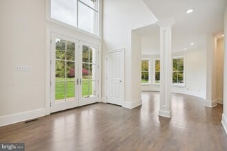 10747 Riverscape Run in Great Falls, VA - Building Photo - Building Photo