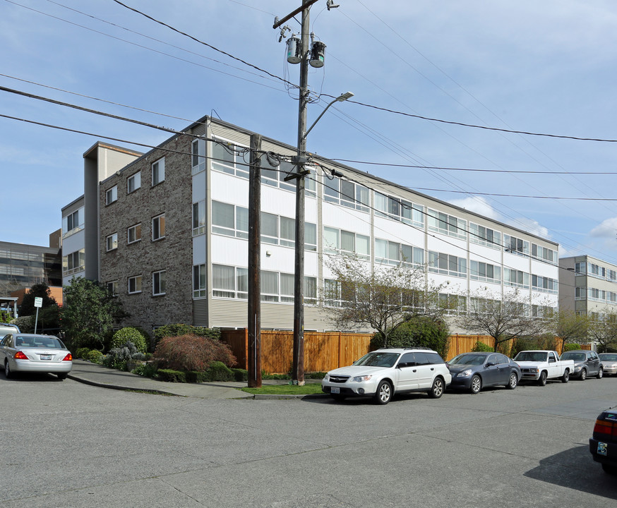 Central Park Apartments in Seattle, WA - Building Photo