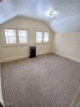 3114 Neosho Rd, Unit up in Youngstown, OH - Building Photo - Building Photo