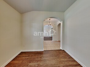 2532 Creekfront Dr in Green Cove Springs, FL - Building Photo - Building Photo