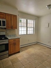 21 Forest Ridge Rd in Nanuet, NY - Foto de edificio - Building Photo