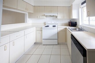 14970 SW 82nd Ln in Miami, FL - Building Photo - Building Photo