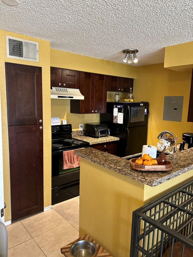 2900 S University Dr in Davie, FL - Building Photo - Building Photo