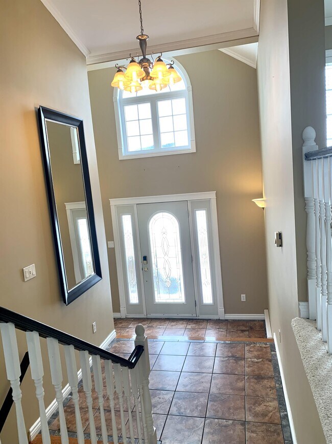 7 Teakwood Dr in St John's, NL - Building Photo - Building Photo