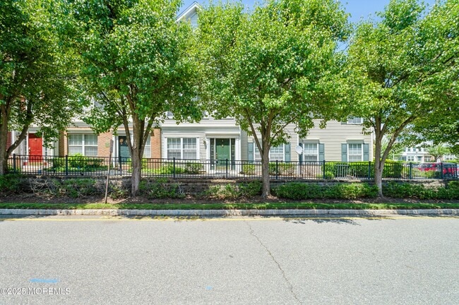 property at 7 Boehm Dr