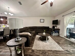 12385 Rouen Cove Dr in Jacksonville, FL - Building Photo - Building Photo