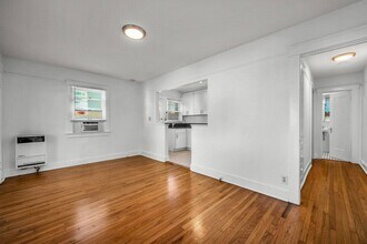 660 Ocean Park Blvd in Santa Monica, CA - Building Photo - Building Photo