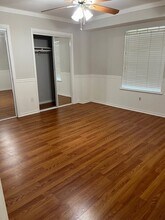 8227 Kingsbrook Rd in Houston, TX - Building Photo - Building Photo