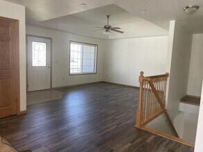 1908 Crooked Ave in Holmen, WI - Building Photo - Building Photo