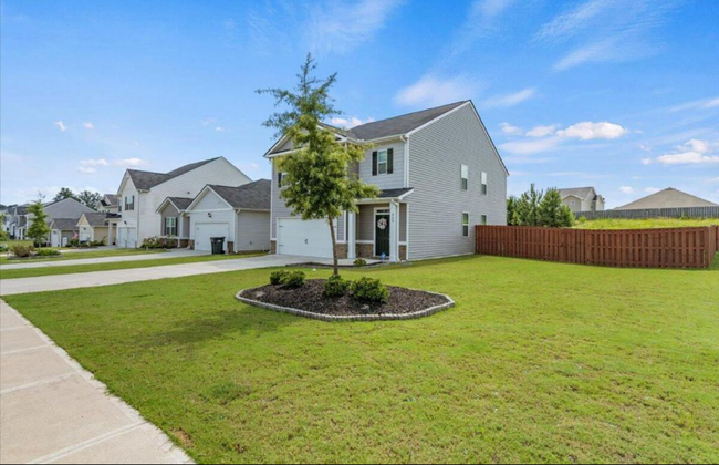 925 Hay Meadow Dr. in Augusta, GA - Foto de edificio - Building Photo