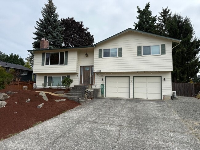 property at 14454 129th Ave NE