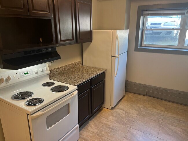 32 Cook Ave in Meriden, CT - Building Photo - Building Photo