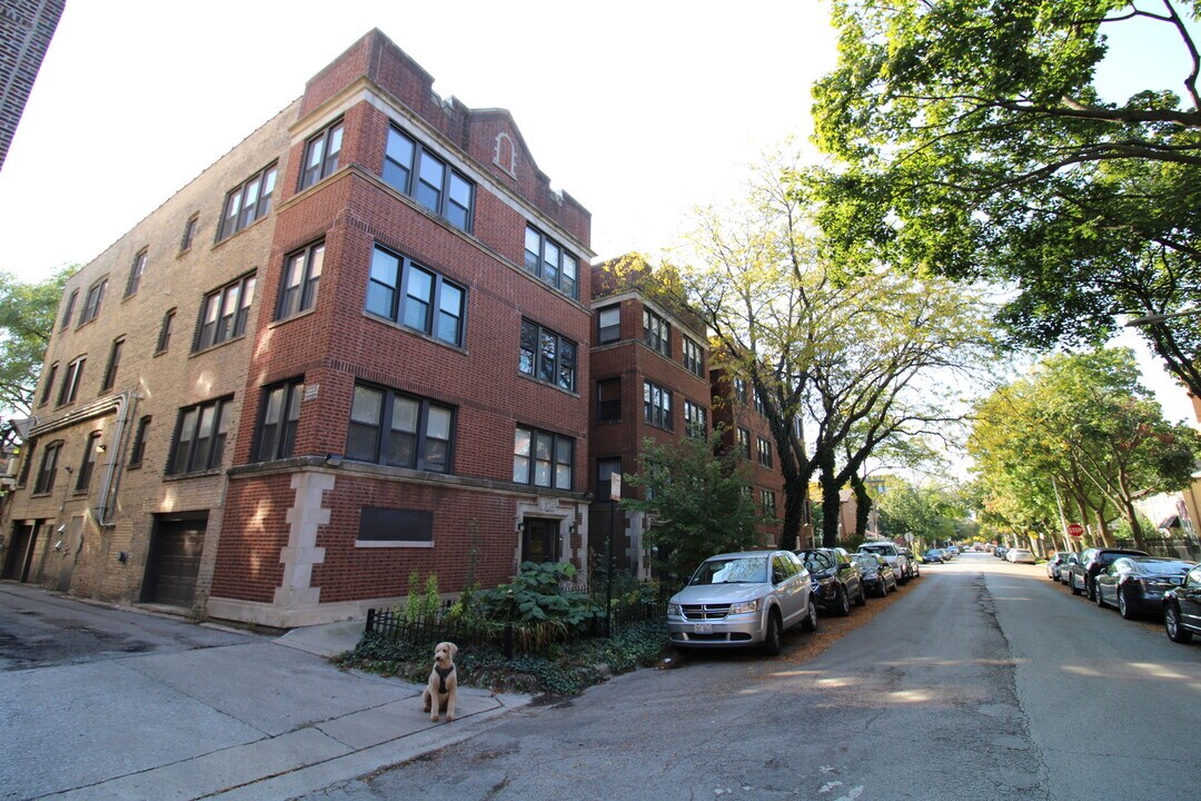 1517 W Jonquil Terrace in Chicago, IL - Building Photo