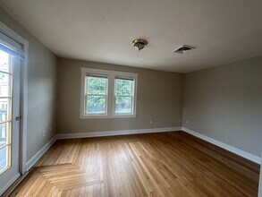 70 Shawmut St in Weymouth, MA - Building Photo - Building Photo