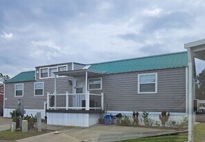 6184 Parkway E in St. Cloud, FL - Building Photo