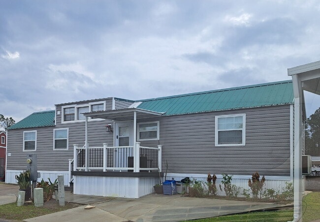 property at 6184 Parkway E