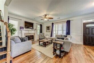 1829 Sylvan Ridge Dr SW in Atlanta, GA - Building Photo - Building Photo