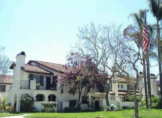 4130 Porte de Palmas in San Diego, CA - Building Photo - Building Photo