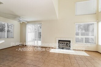 1100 Twinbridge Ct in Brentwood, CA - Building Photo - Building Photo